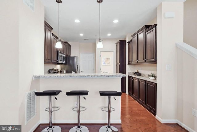4944 DANE RIDGE CIR, Woodbridge, VA 22193