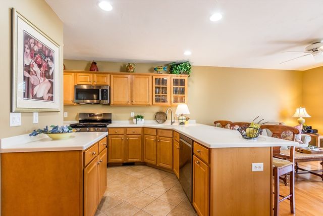 36 Turnberry Rd 36, Bourne, MA 02532