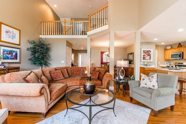 36 Turnberry Rd 36, Bourne, MA 02532