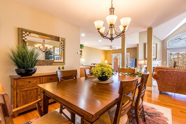 36 Turnberry Rd 36, Bourne, MA 02532