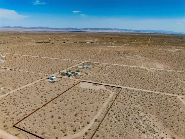 424 Ducor, Landers, CA 92285