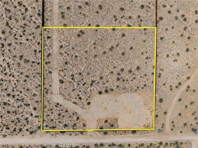 424 Ducor, Landers, CA 92285