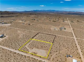 424 Ducor, Landers, CA 92285