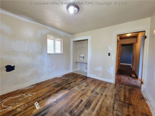 113 Park Drive, Elkview, WV 25071