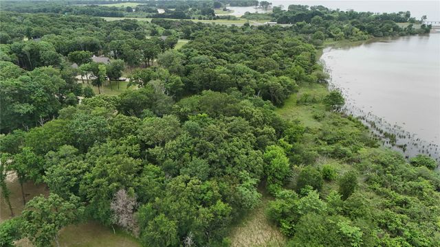 118 Lakeview Trail, Mabank, TX 75147