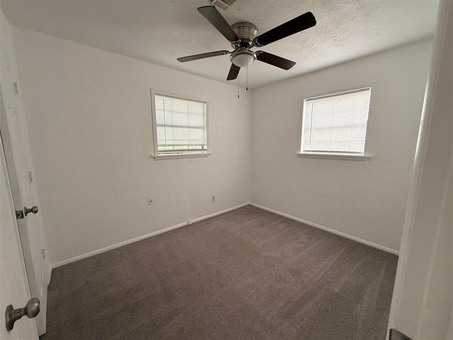6111 NW Euclid Ave, Lawton, AR 72505