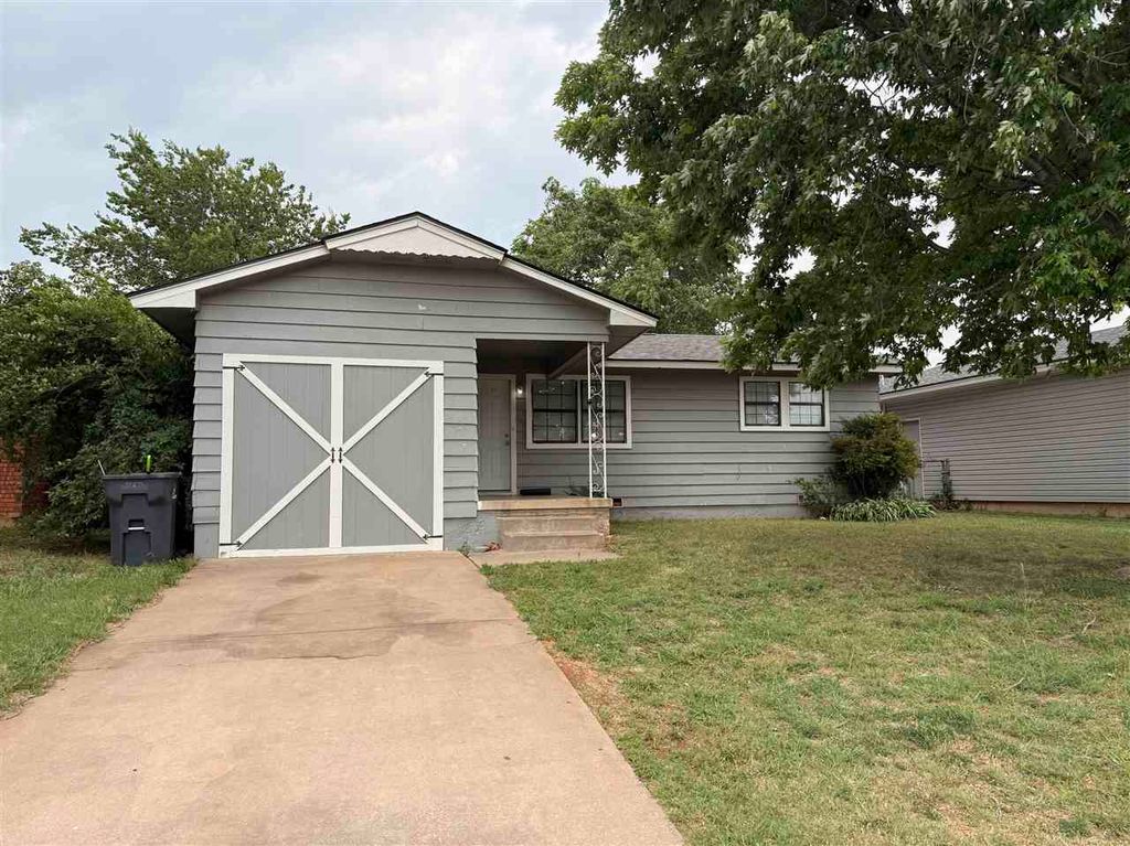 6111 NW Euclid Ave, Lawton, AR 72505