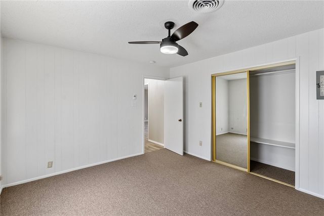 530 Oakdale Dr, Corpus Christi, TX 78418