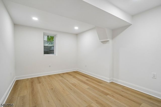 64 N Hillside Ave, Livingston Twp., NJ 07039