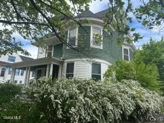 4 Watson Place, Utica, NY 13502