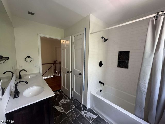 7 Globe Mills Rd, Alexandria Twp., NJ 08848
