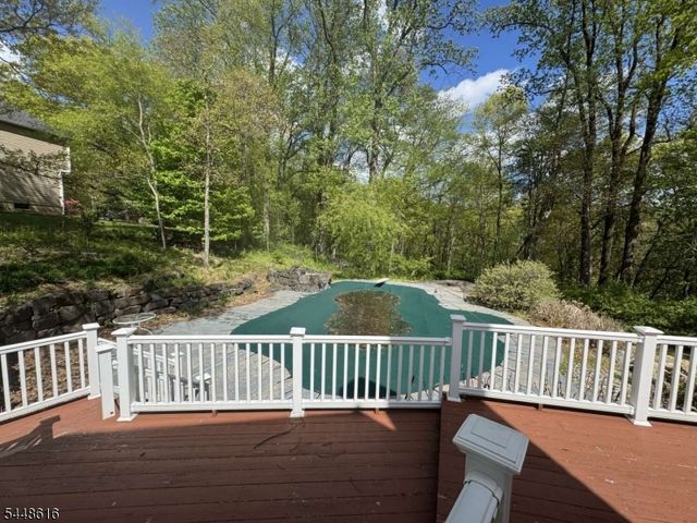 7 Globe Mills Rd, Alexandria Twp., NJ 08848