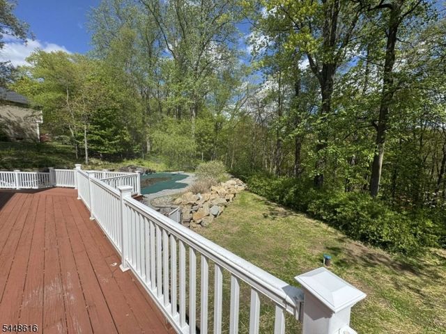 7 Globe Mills Rd, Alexandria Twp., NJ 08848