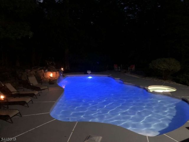 7 Globe Mills Rd, Alexandria Twp., NJ 08848