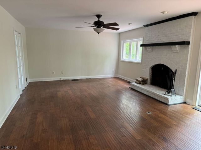7 Globe Mills Rd, Alexandria Twp., NJ 08848