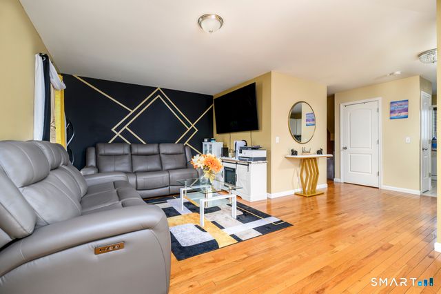 800 Seaview Avenue 800-1, Bridgeport, CT 06607