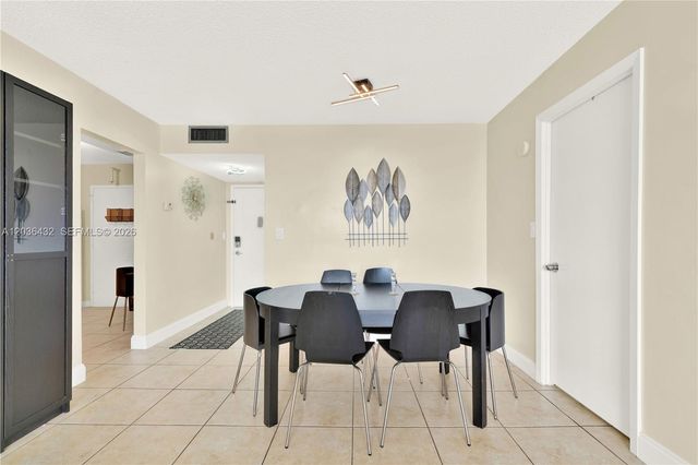 2750 NE 183rd Street 504, Aventura, FL 33160
