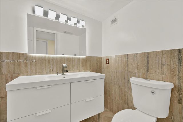 2750 NE 183rd Street 504, Aventura, FL 33160