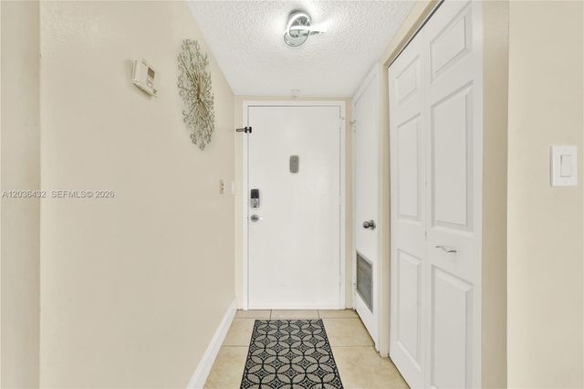 2750 NE 183rd Street 504, Aventura, FL 33160