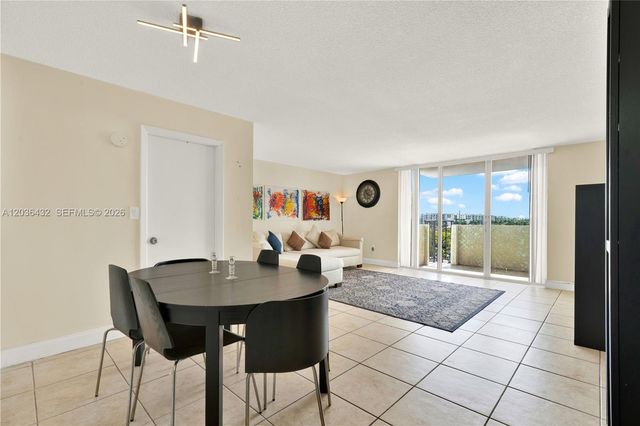 2750 NE 183rd Street 504, Aventura, FL 33160