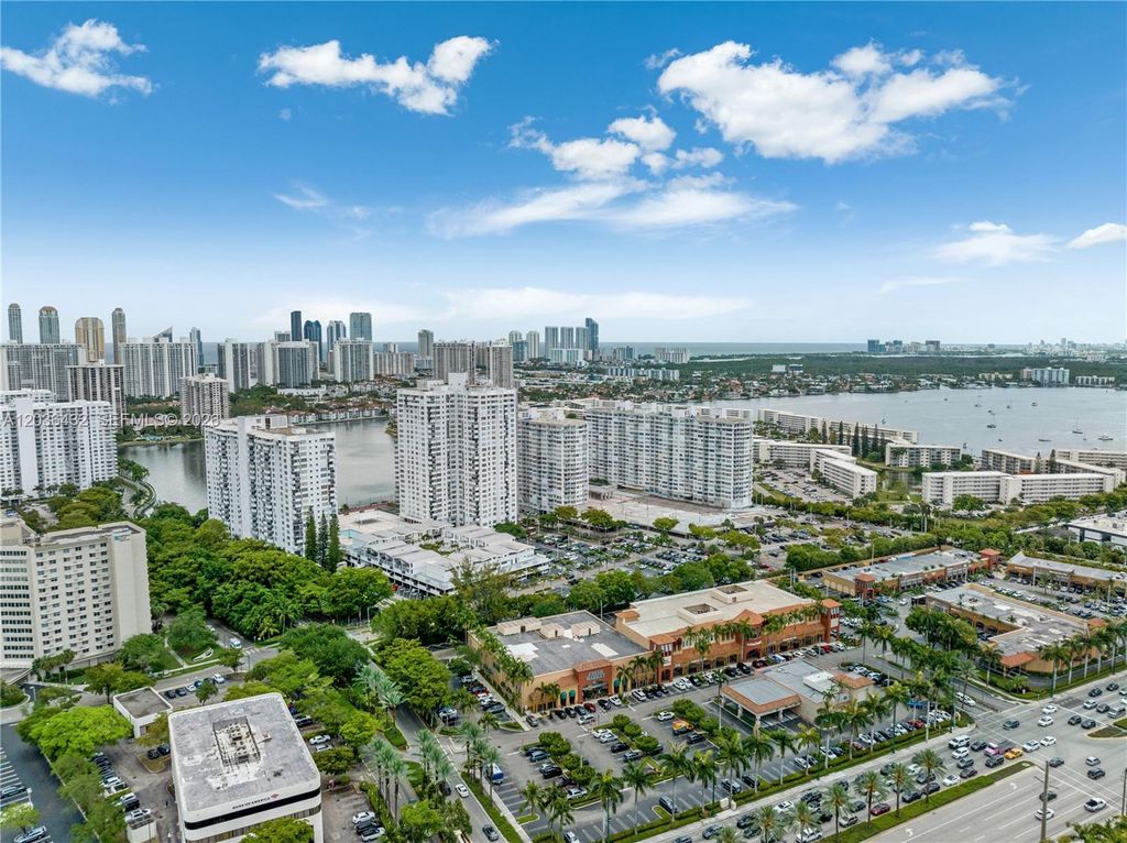 2750 NE 183rd Street 504, Aventura, FL 33160