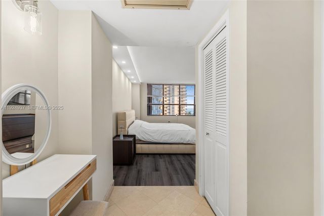 9801 Collins Ave 10G, Bal Harbour, FL 33154