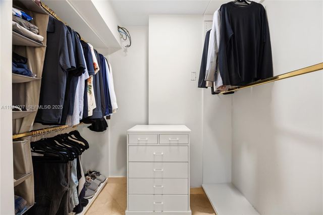 9801 Collins Ave 10G, Bal Harbour, FL 33154