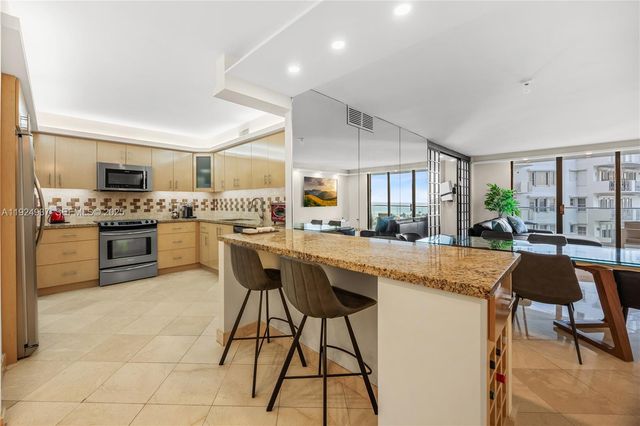 9801 Collins Ave 10G, Bal Harbour, FL 33154