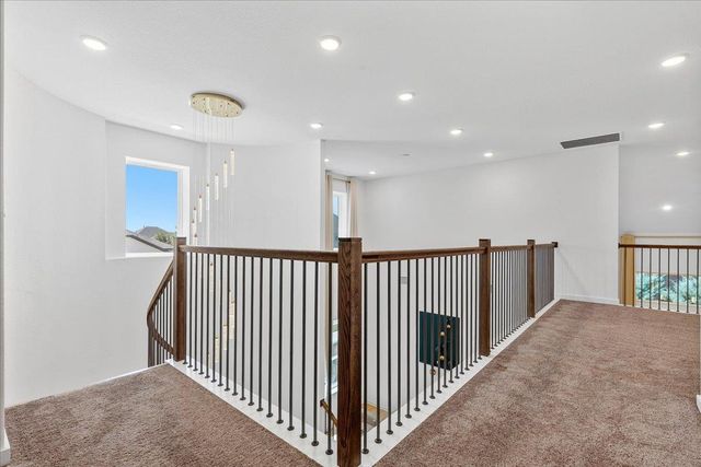 305 Lariat LOOP, Liberty Hill, TX 78642