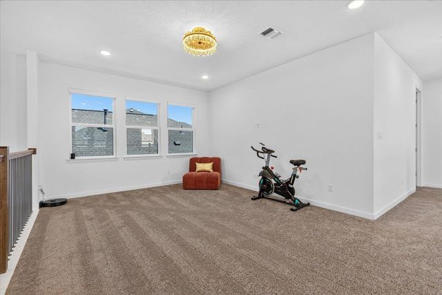 305 Lariat LOOP, Liberty Hill, TX 78642