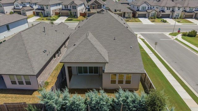305 Lariat LOOP, Liberty Hill, TX 78642