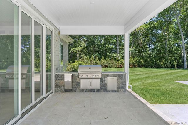 225 Norris Lane, Bridgehampton, NY 11932