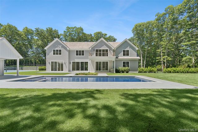 225 Norris Lane, Bridgehampton, NY 11932
