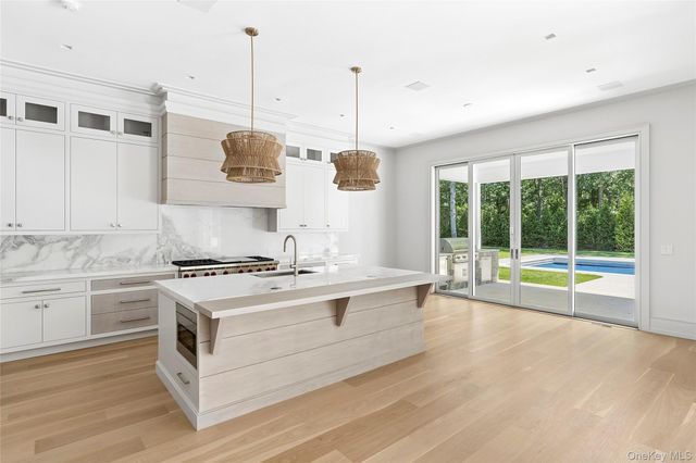 225 Norris Lane, Bridgehampton, NY 11932