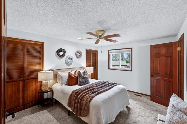 9806 N Seminole Dr, Spokane, WA 99208