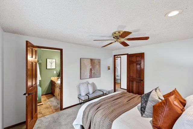 9806 N Seminole Dr, Spokane, WA 99208