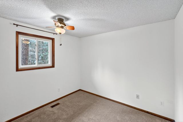 9806 N Seminole Dr, Spokane, WA 99208