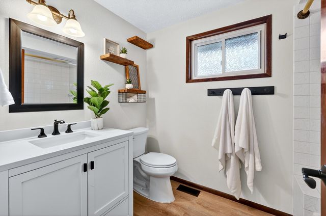 9806 N Seminole Dr, Spokane, WA 99208