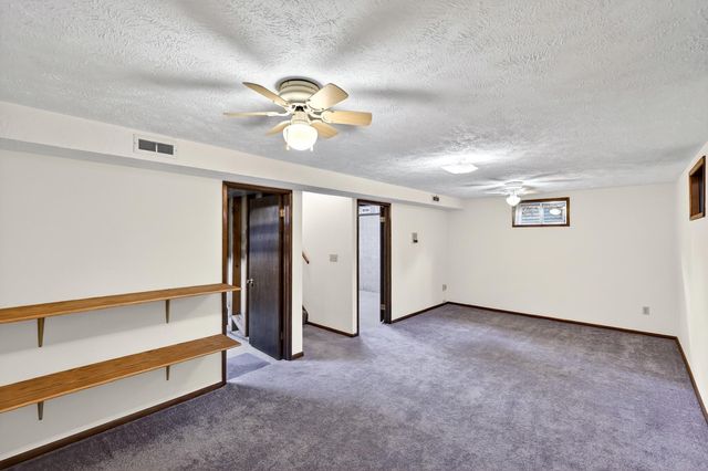 9806 N Seminole Dr, Spokane, WA 99208