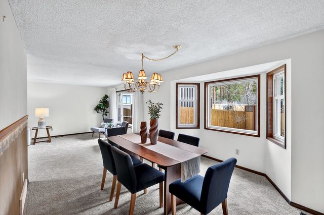 9806 N Seminole Dr, Spokane, WA 99208