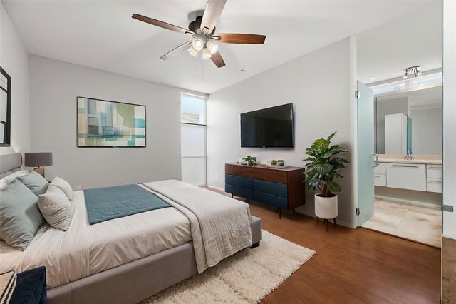 1107 W 17th Street, Houston, TX 77008