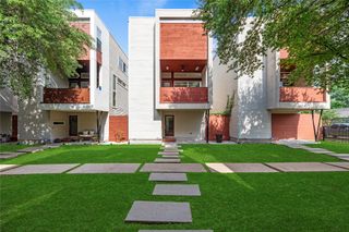 1107 W 17th Street, Houston, TX 77008