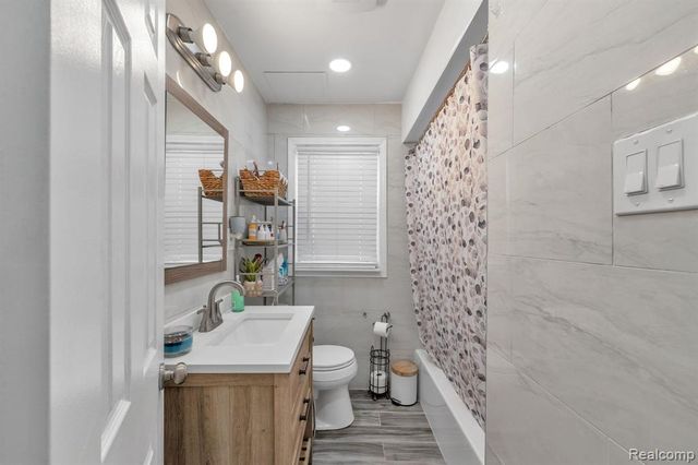 4061 Calhoun Street, Dearborn, MI 48126