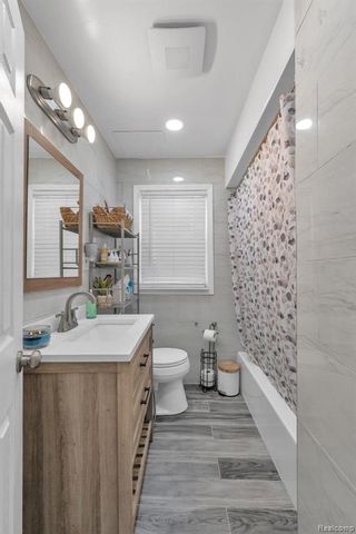 4061 Calhoun Street, Dearborn, MI 48126