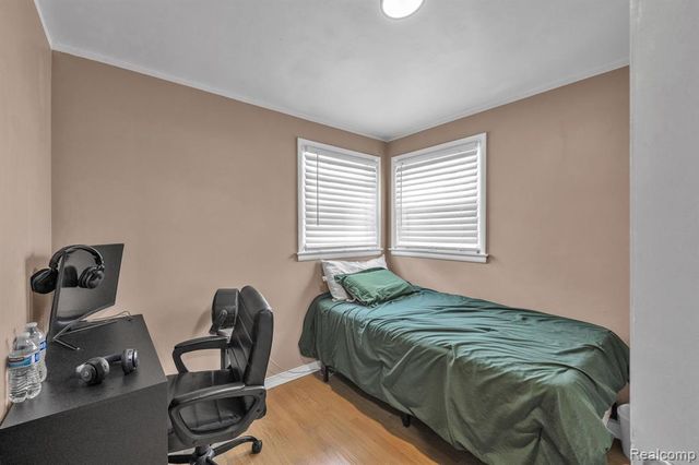 4061 Calhoun Street, Dearborn, MI 48126