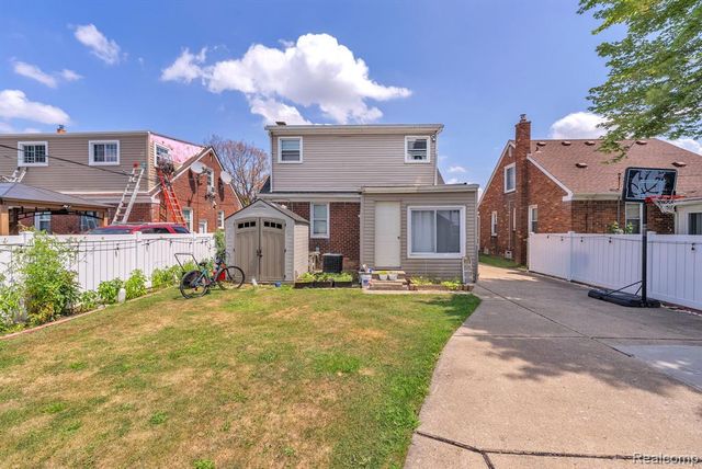 4061 Calhoun Street, Dearborn, MI 48126