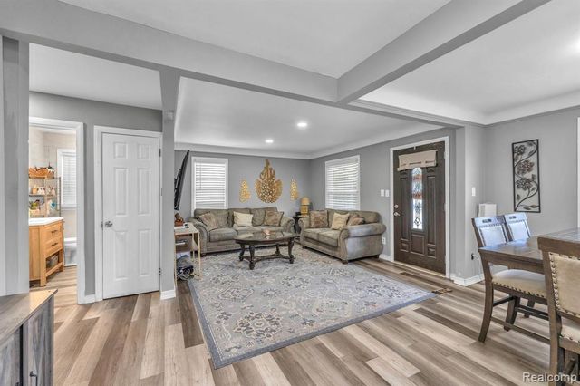 4061 Calhoun Street, Dearborn, MI 48126