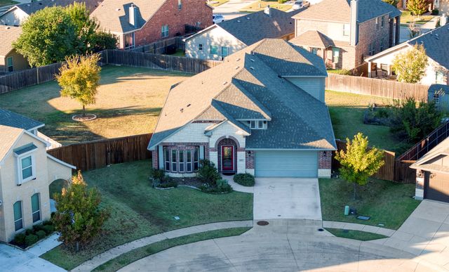 8801 Cassidy Lane, Aubrey, TX 76227