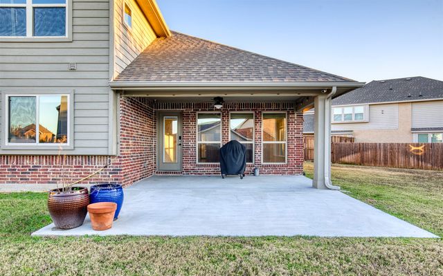 8801 Cassidy Lane, Aubrey, TX 76227