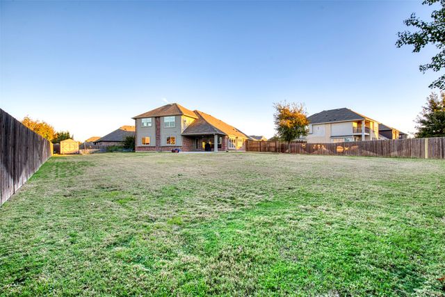 8801 Cassidy Lane, Aubrey, TX 76227